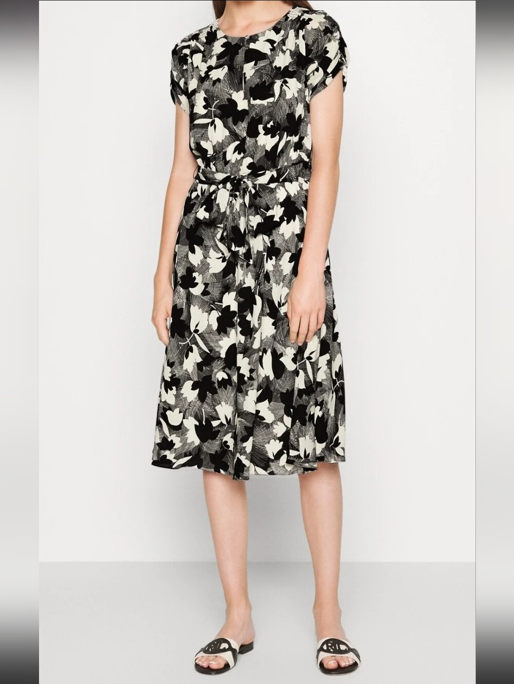 RLL Black Label Black & White Floral WITHOUT BELT midi dress
